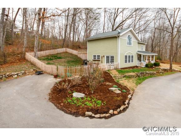 48 Maple Springs Road Asheville NC 28805