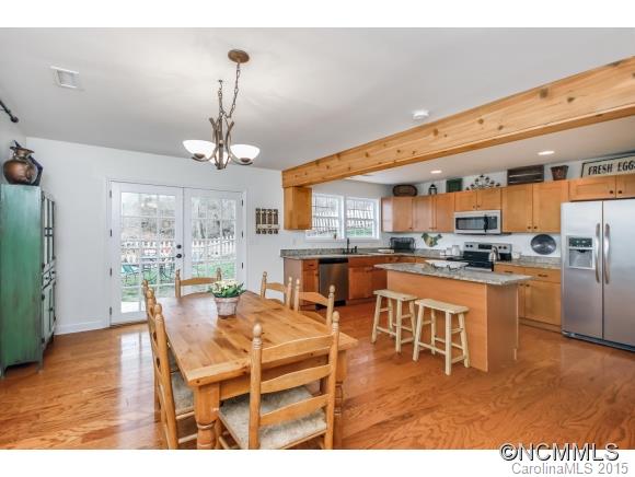 48 Maple Springs Road Asheville NC 28805