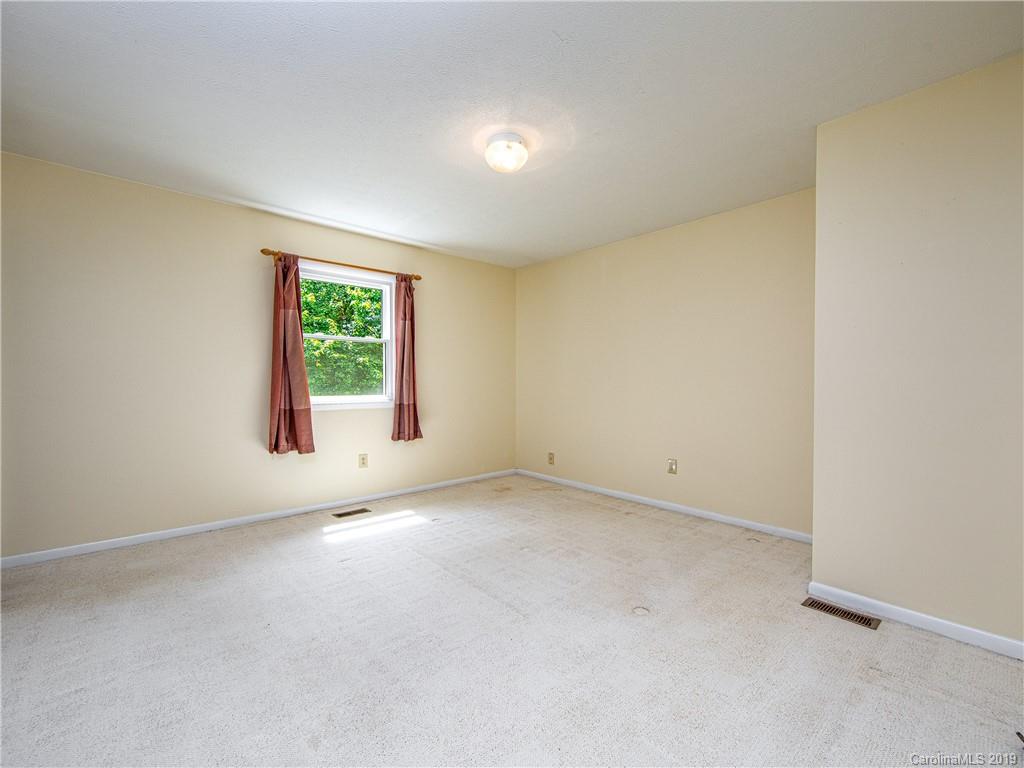 6 Wildwood Lane Weaverville NC 28787