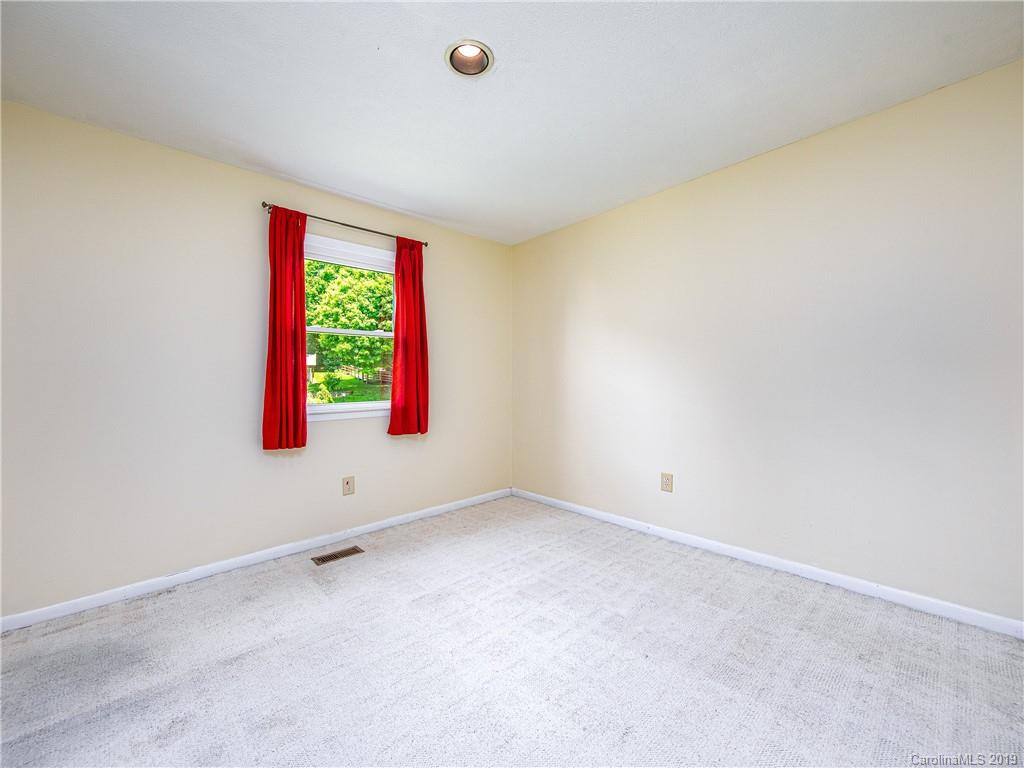6 Wildwood Lane Weaverville NC 28787