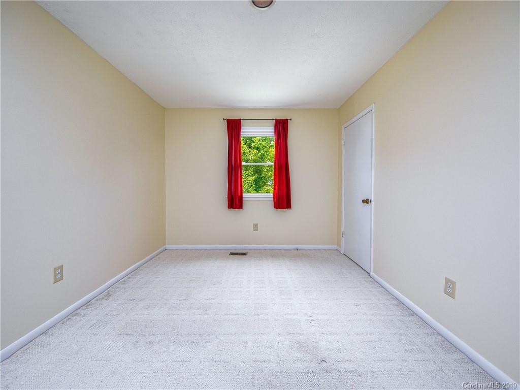 6 Wildwood Lane Weaverville NC 28787