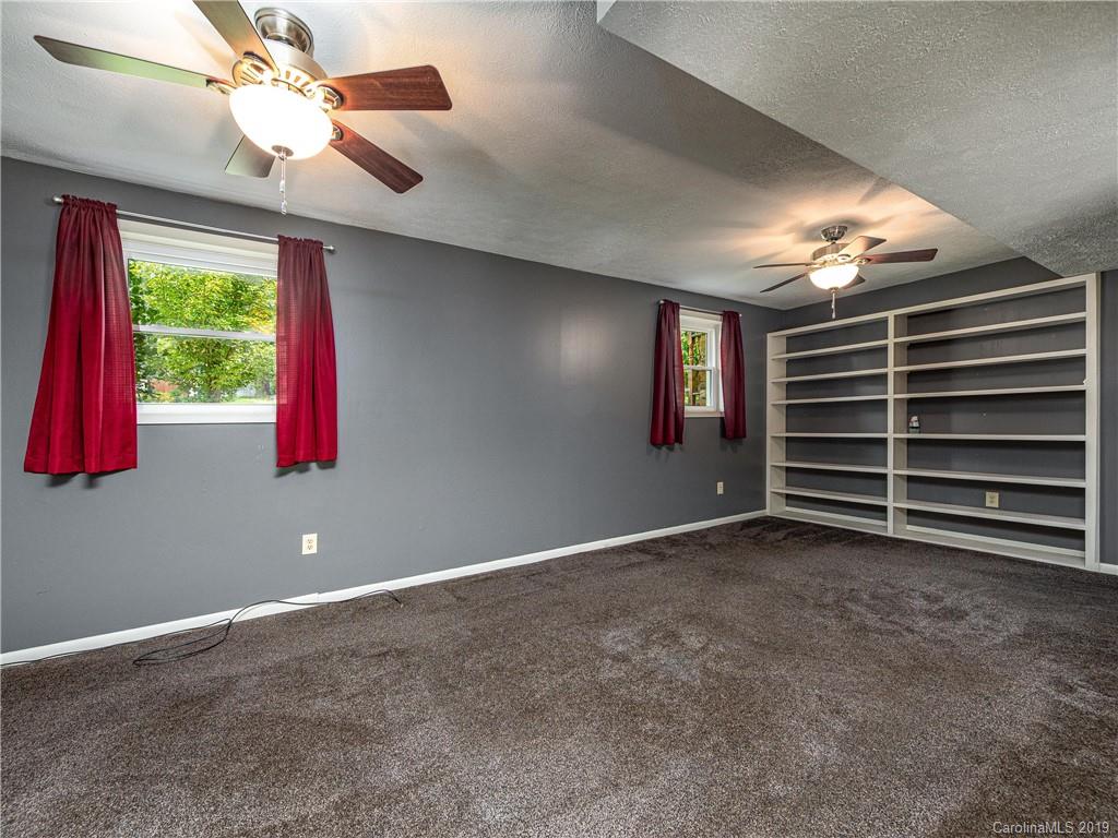 6 Wildwood Lane Weaverville NC 28787