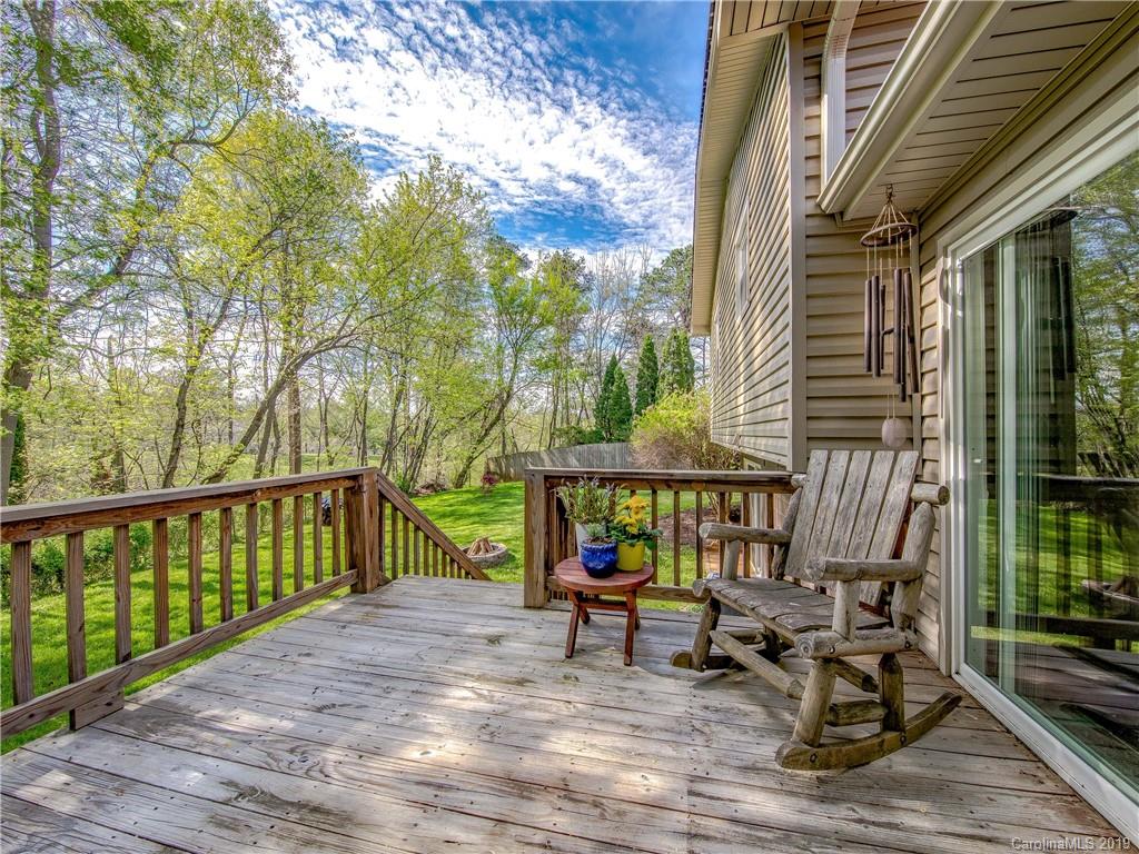 6 Wildwood Lane Weaverville NC 28787