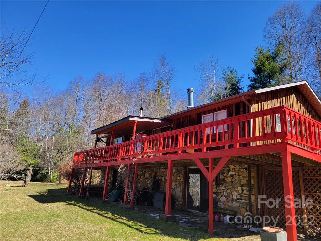 1626 Seven Mile Ridge Road Burnsville NC 28714