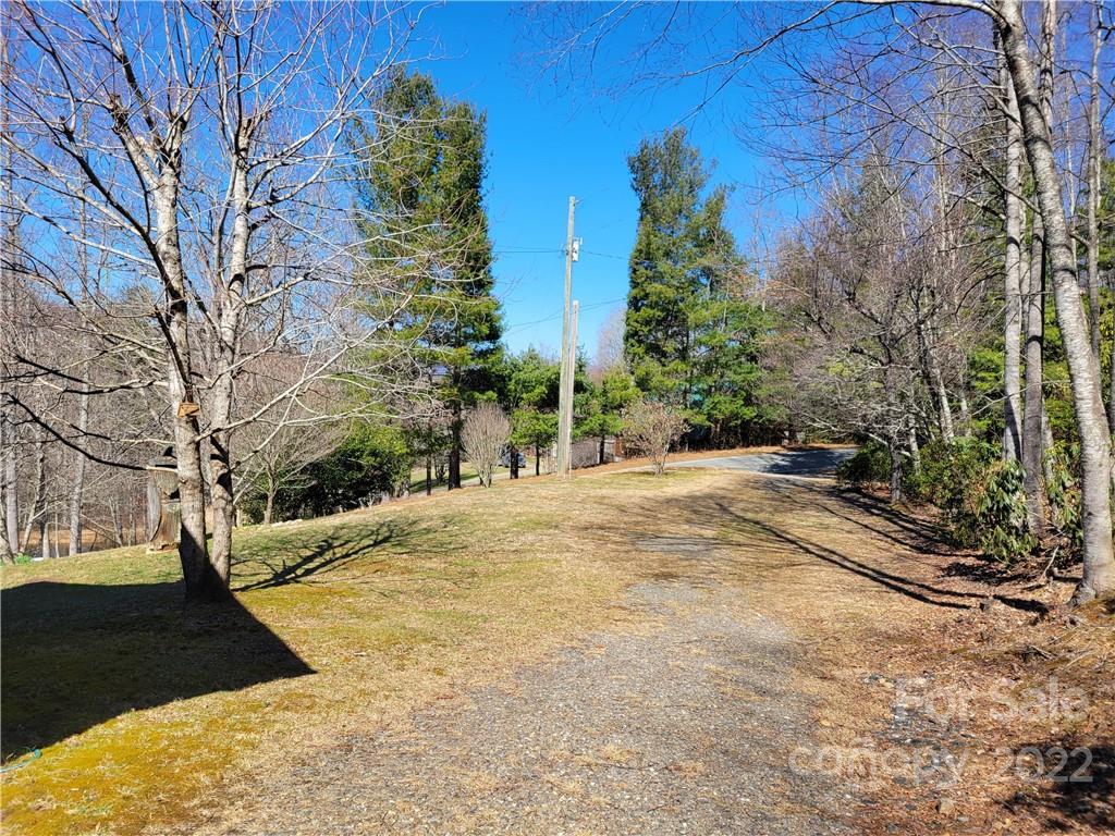 1626 Seven Mile Ridge Road Burnsville NC 28714