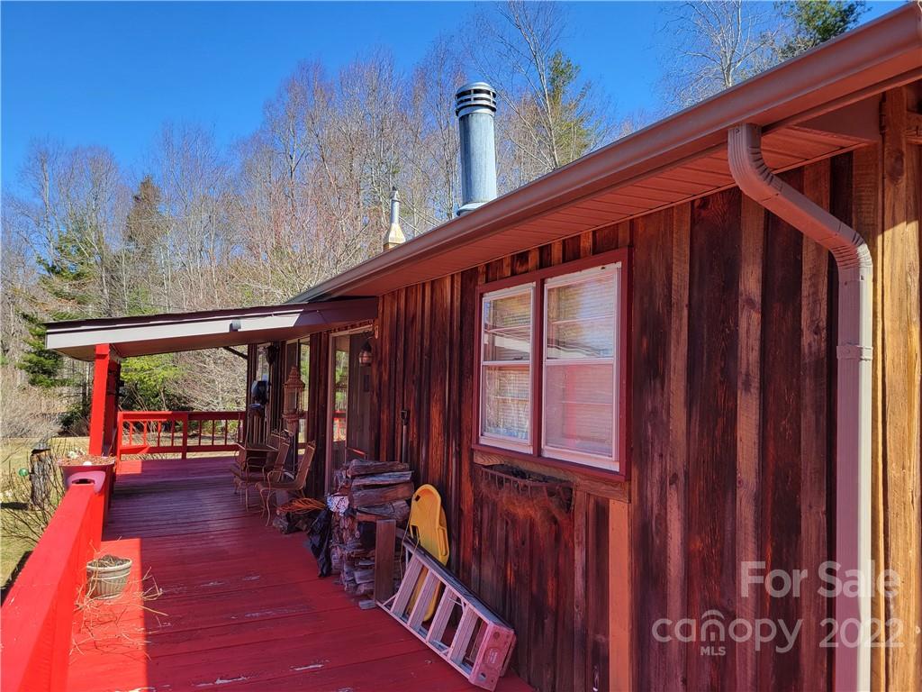 1626 Seven Mile Ridge Road Burnsville NC 28714
