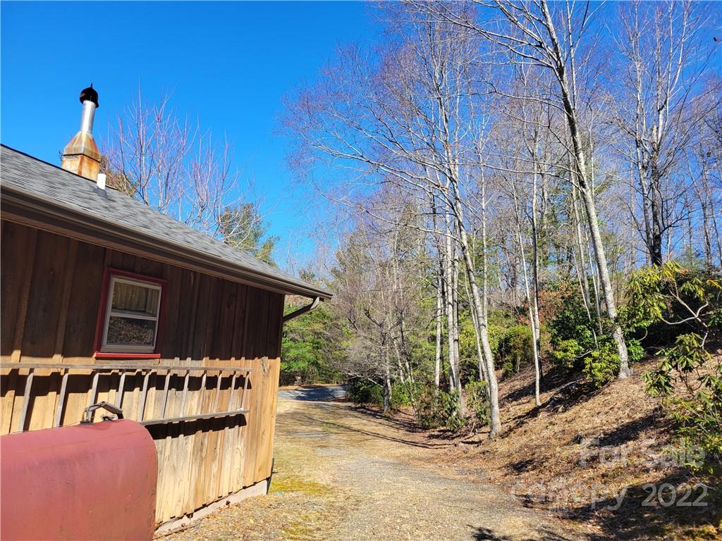 1626 Seven Mile Ridge Road Burnsville NC 28714