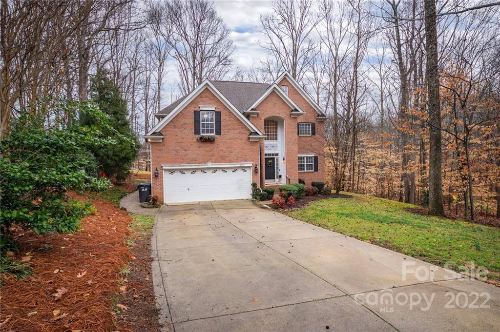 8900 Penstemons Drive Charlotte NC 28215