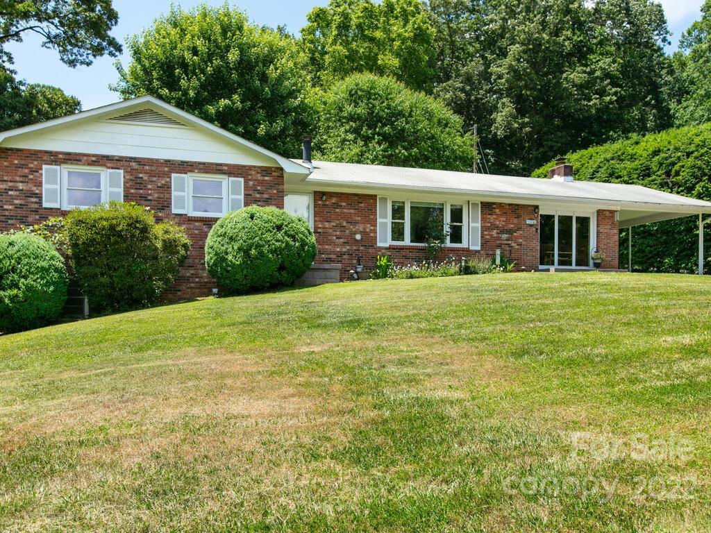 7 Parkwood Drive Arden NC 28704