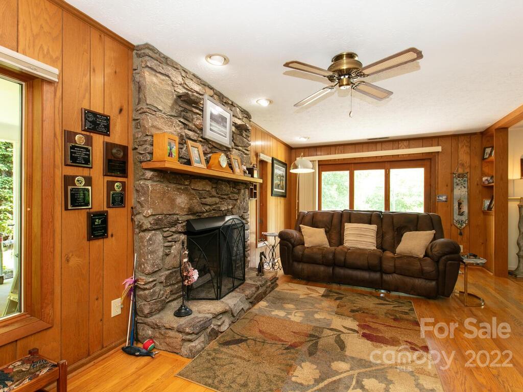 7 Parkwood Drive Arden NC 28704