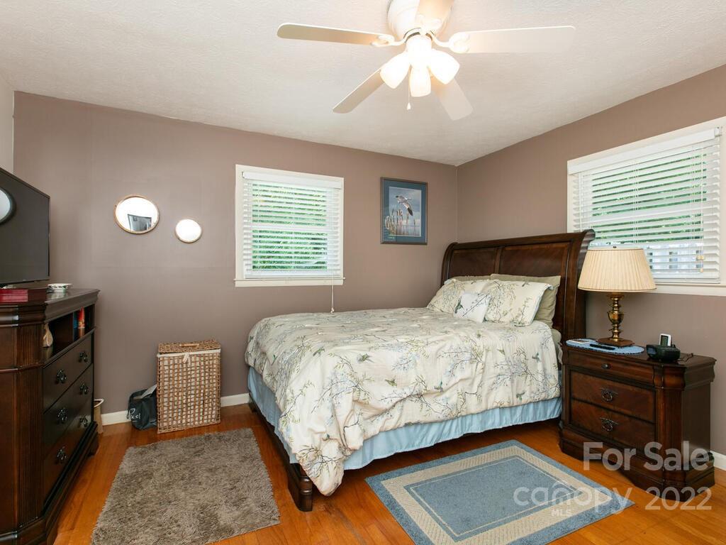 7 Parkwood Drive Arden NC 28704
