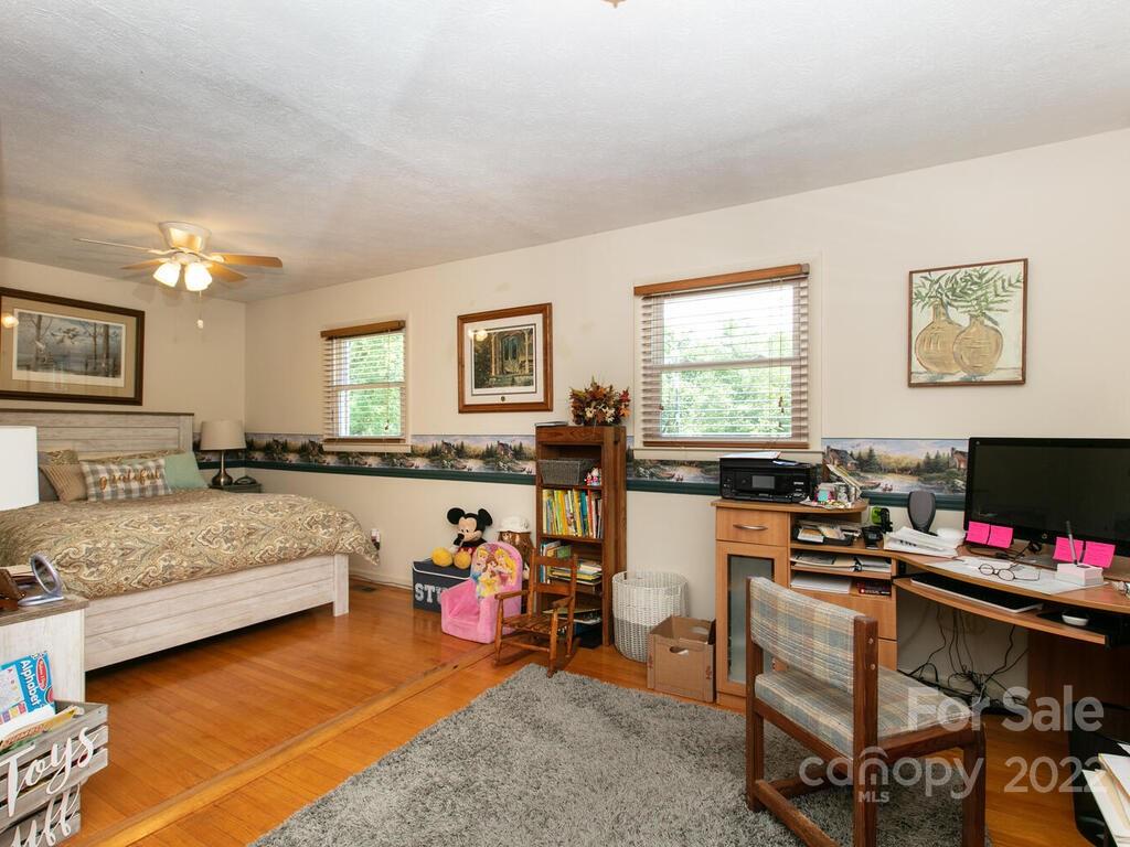 7 Parkwood Drive Arden NC 28704