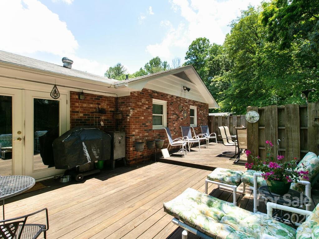 7 Parkwood Drive Arden NC 28704