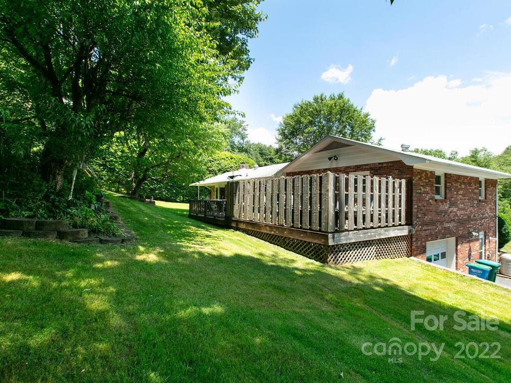 7 Parkwood Drive Arden NC 28704