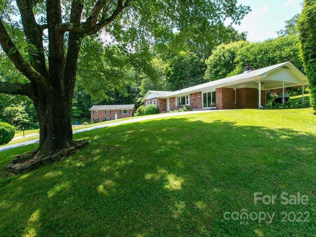 7 Parkwood Drive Arden NC 28704
