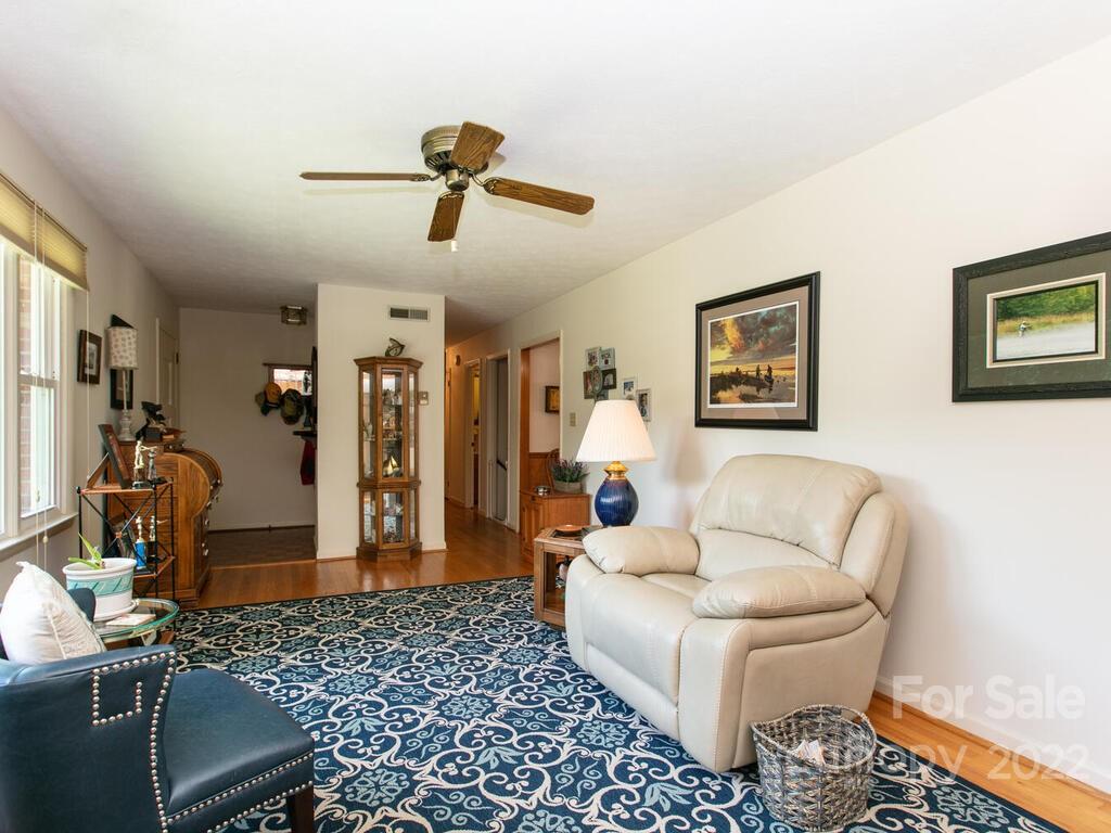 7 Parkwood Drive Arden NC 28704