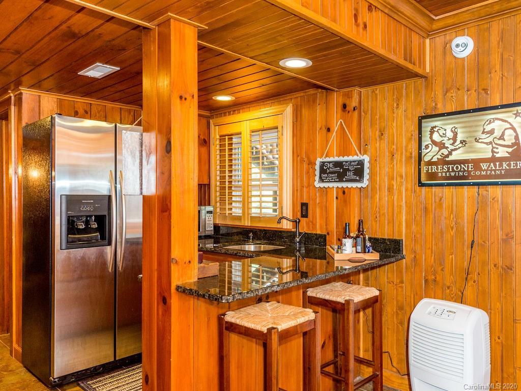 876 Walker Road Waynesville NC 28786