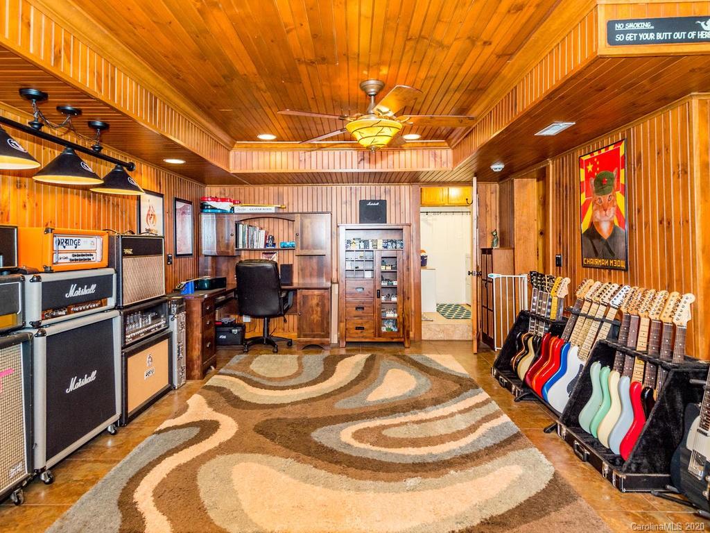 876 Walker Road Waynesville NC 28786