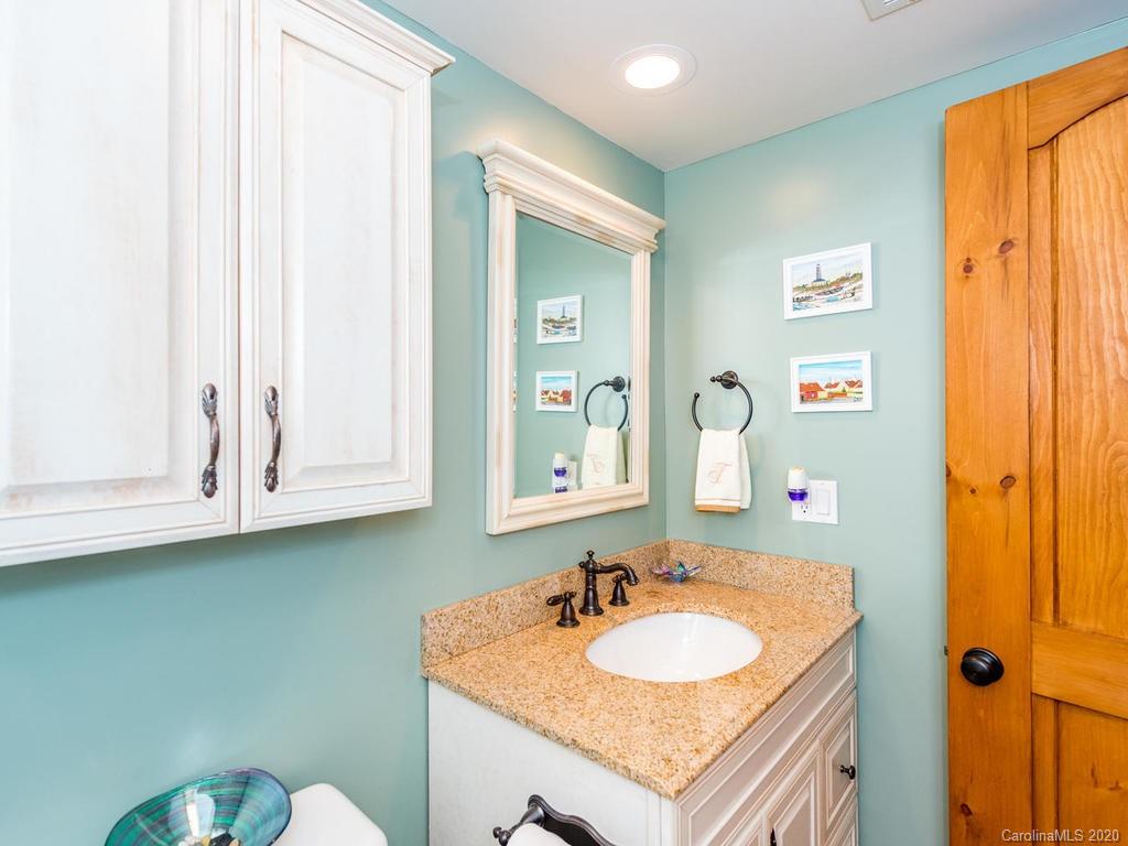 876 Walker Road Waynesville NC 28786