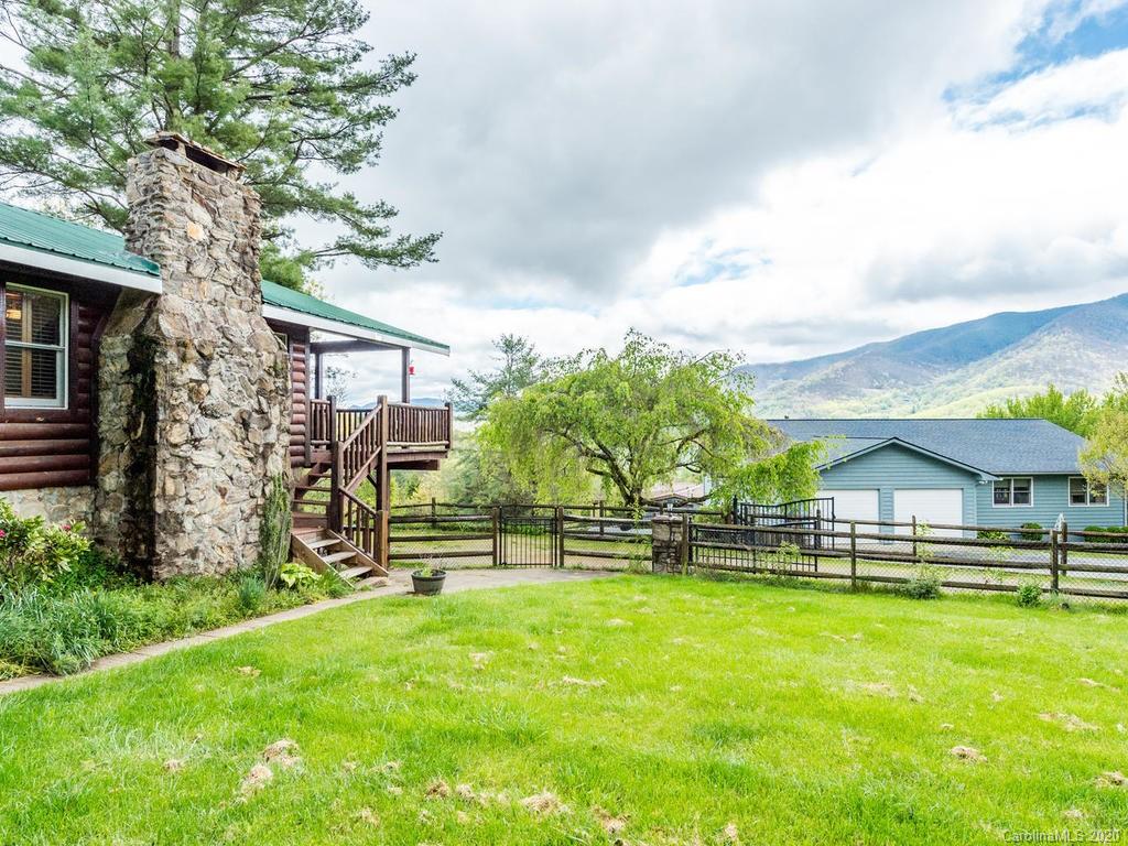 876 Walker Road Waynesville NC 28786