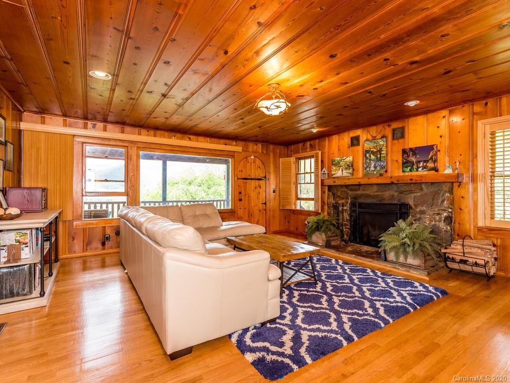 876 Walker Road Waynesville NC 28786