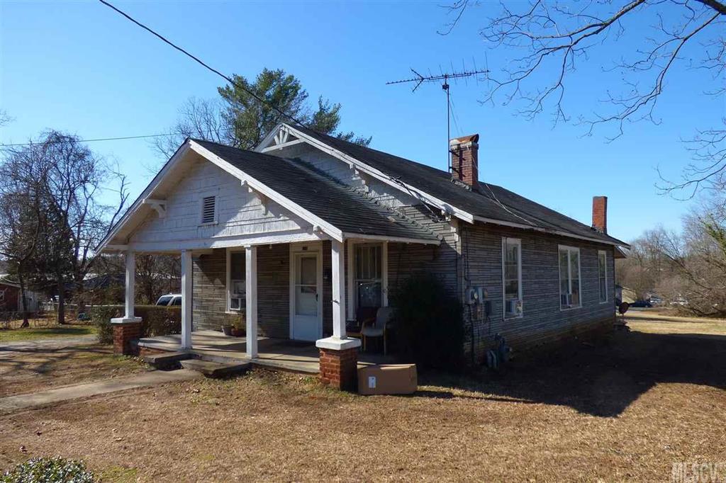 218 14th Street Se Hickory NC 28602