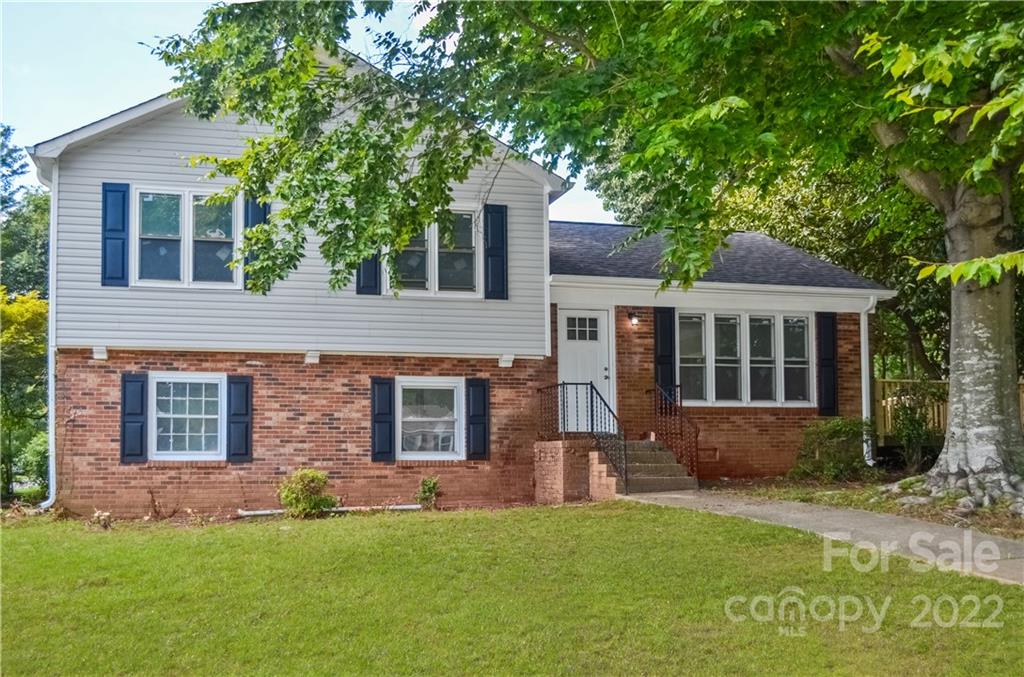 3301 Dalecrest Drive Charlotte NC 28269