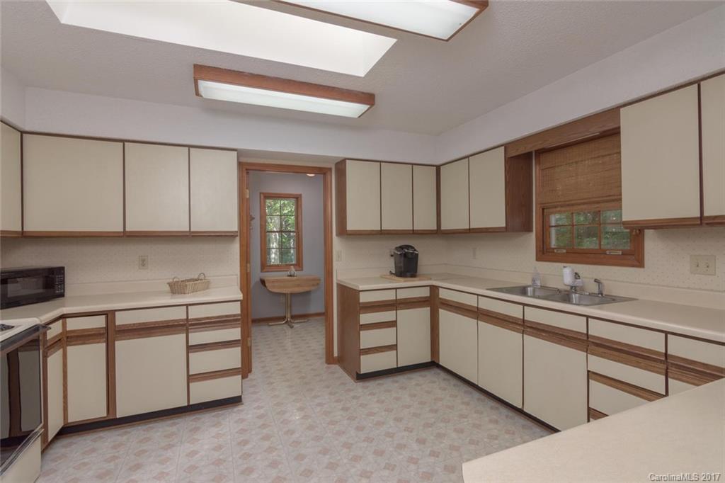 312 Patton Hill Road Swannanoa NC 28778