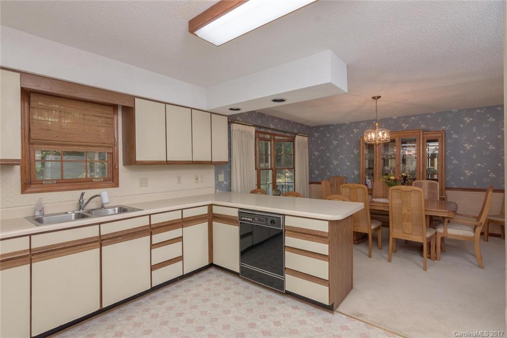 312 Patton Hill Road Swannanoa NC 28778