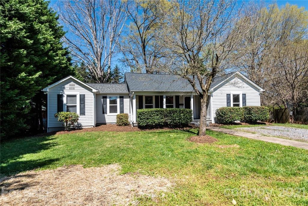 347 15th Avenue NE Hickory NC 28601