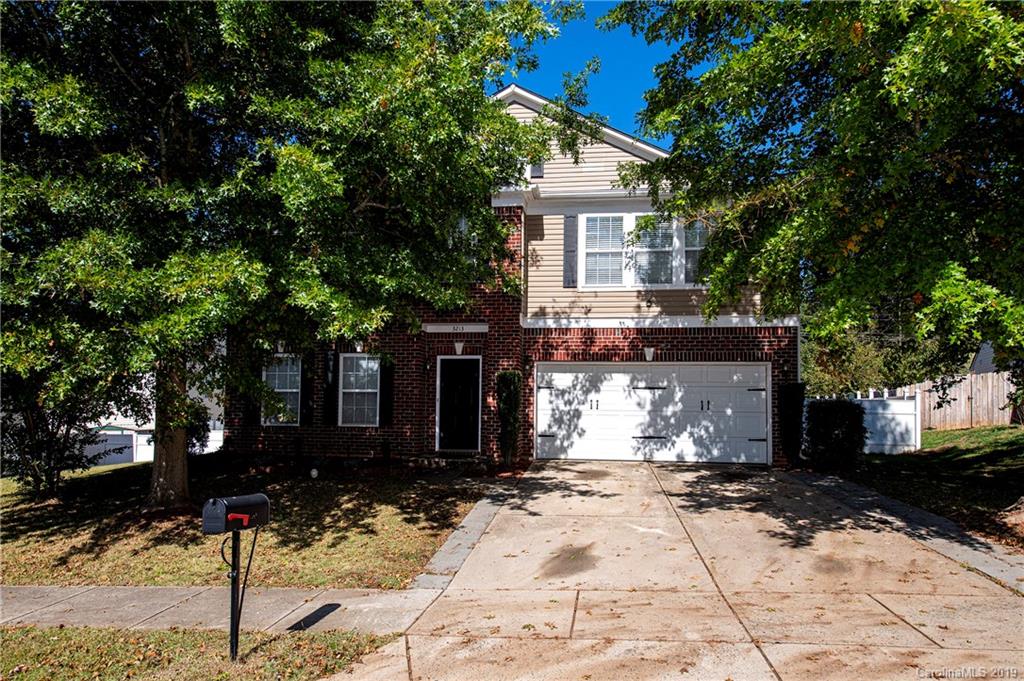 3213 Bamburgh Court Charlotte NC 28216