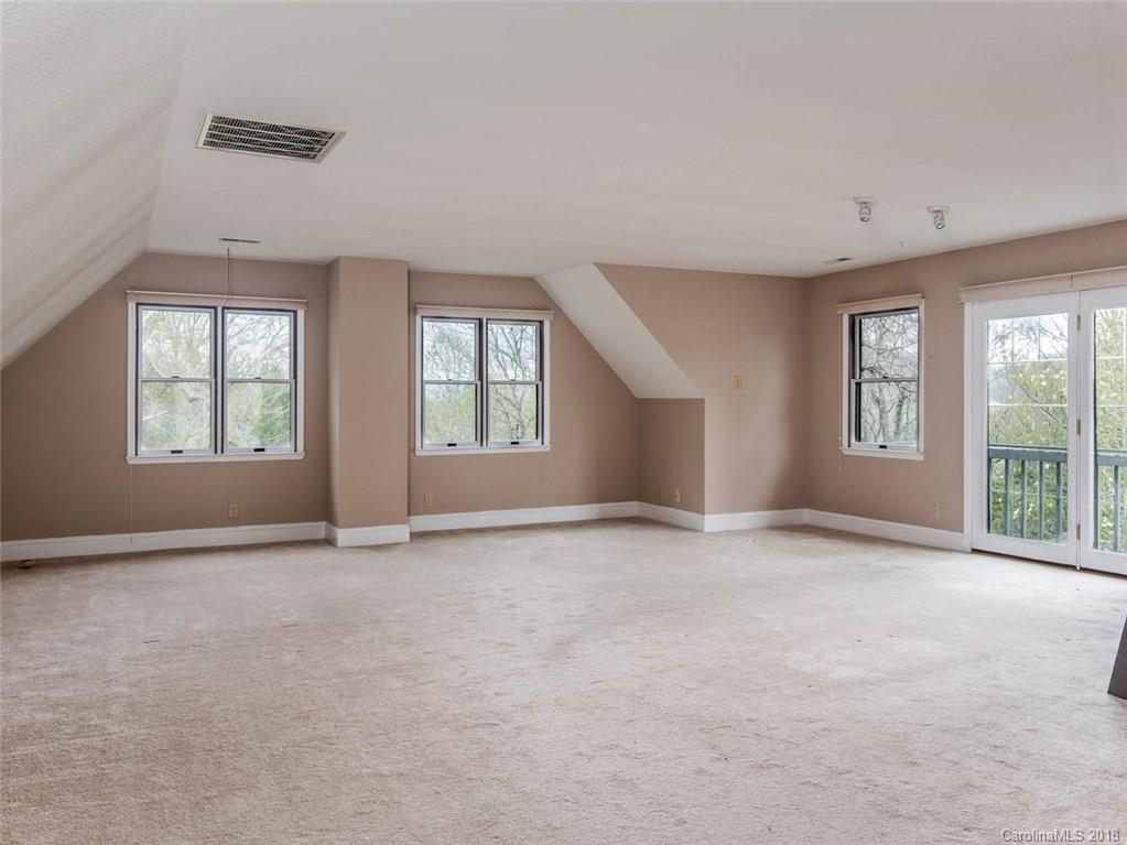 32 Happy Trails Drive Barnardsville NC 28709