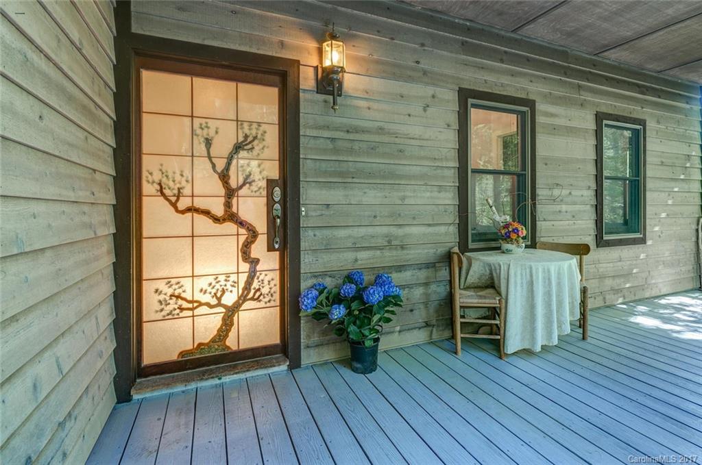 32 Happy Trails Drive Barnardsville NC 28709