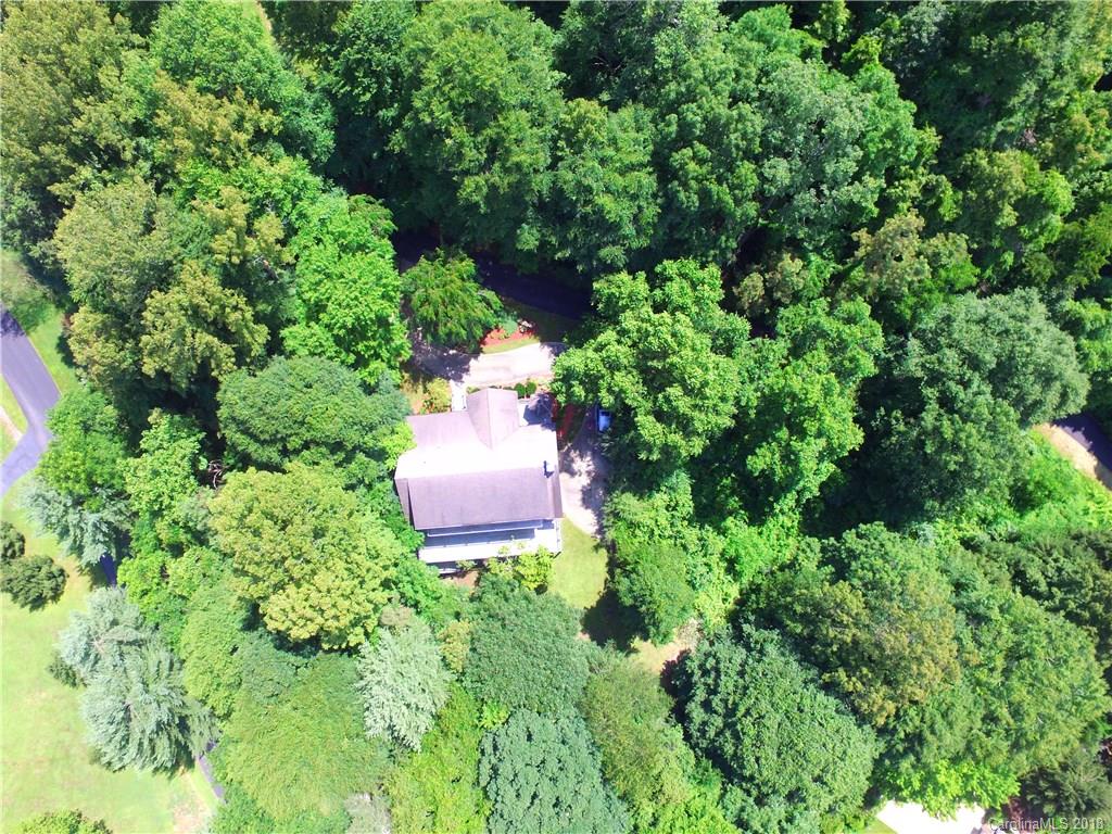 32 Happy Trails Drive Barnardsville NC 28709