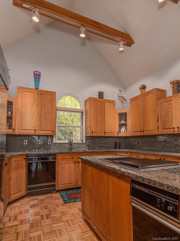 32 Happy Trails Drive Barnardsville NC 28709