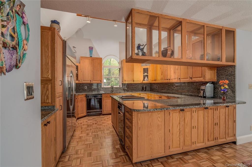 32 Happy Trails Drive Barnardsville NC 28709