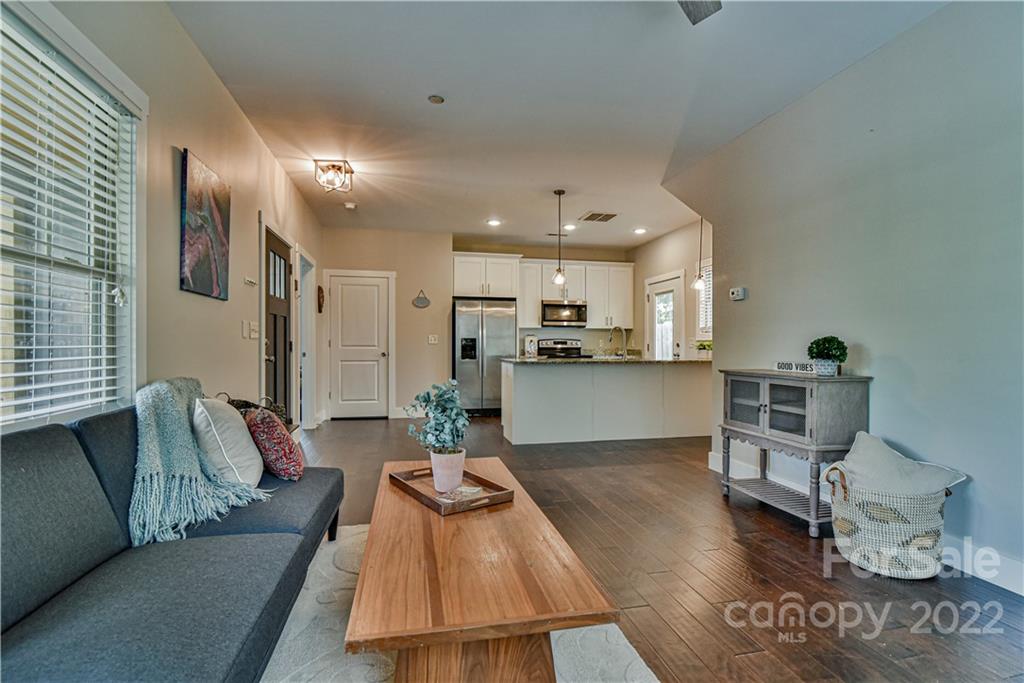 15 Kennesaw Street Asheville NC 28803