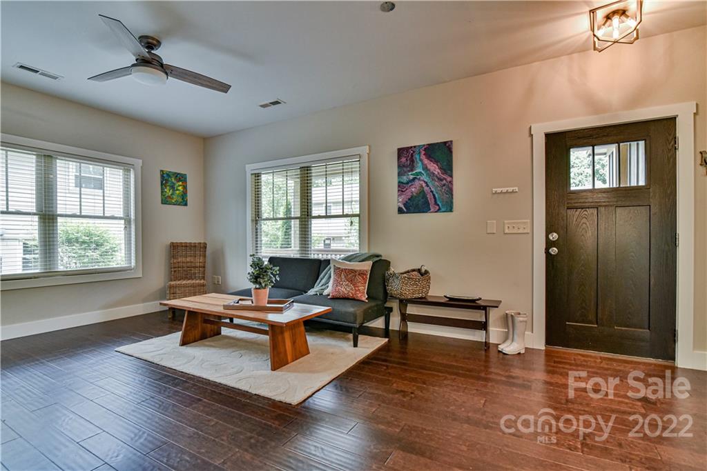 15 Kennesaw Street Asheville NC 28803