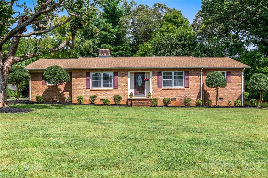 3111 Eastway Drive Statesville NC 28625