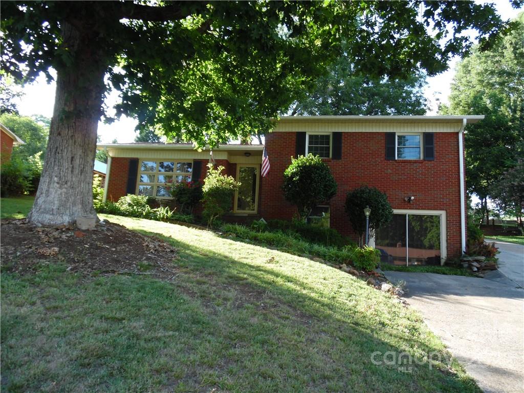 712 Westside Drive Newton NC 28658