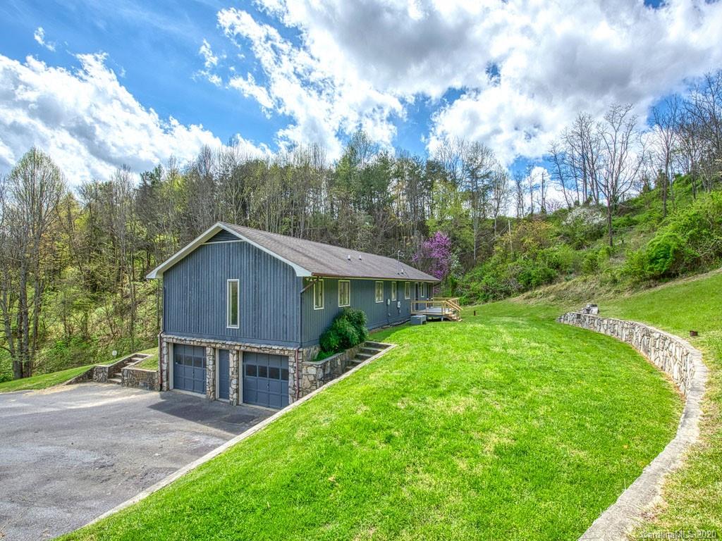 3934 Old River Road Canton NC 28716