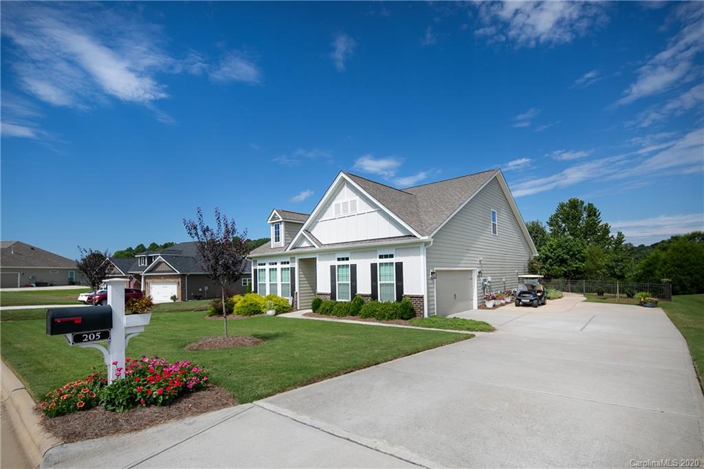 205 Hunters Hill Drive Statesville NC 28677