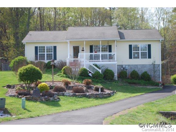 16 Lawson Lane Asheville NC 28806