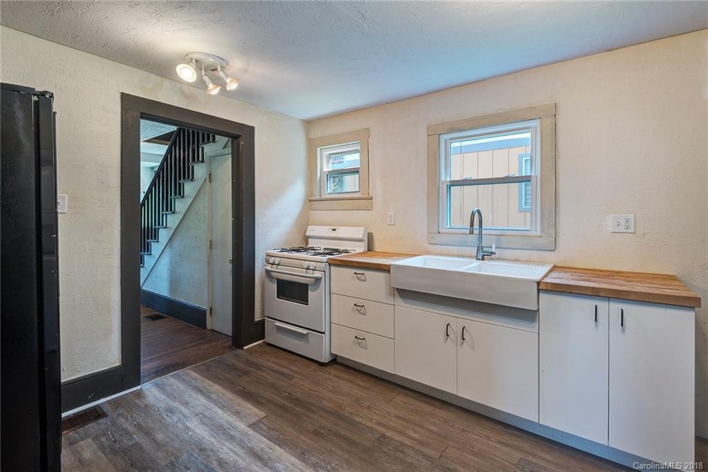193 S Grove Street Asheville NC 28801