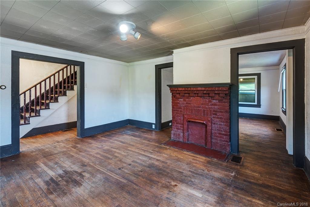 193 S Grove Street Asheville NC 28801
