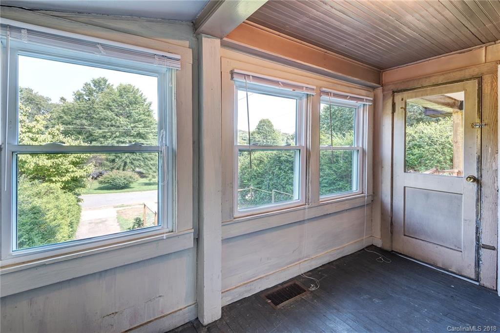193 S Grove Street Asheville NC 28801