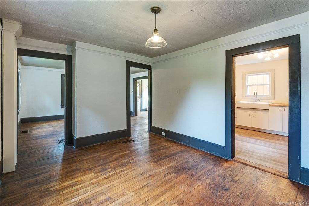 193 S Grove Street Asheville NC 28801