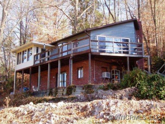 280 Scarlet Oaks Drive Etowah NC 28729