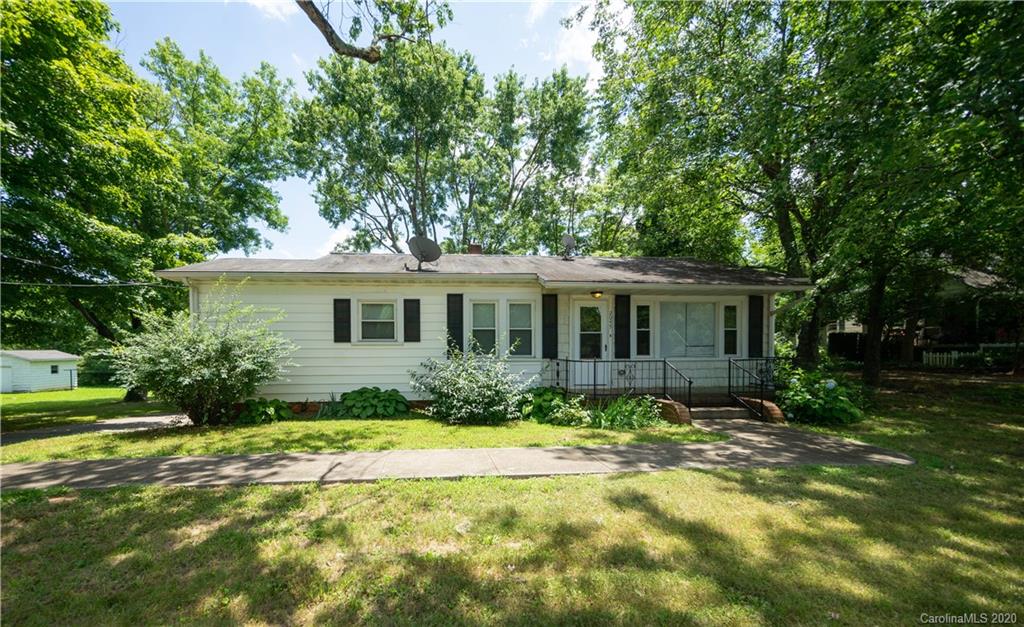 2045 Cline Street Statesville NC 28677