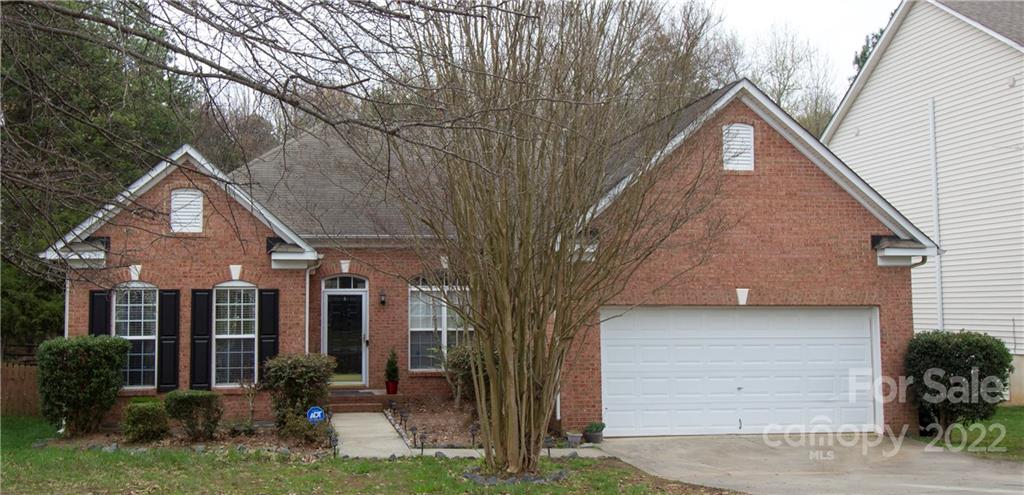 14312 Riding Hill Avenue Charlotte NC 28213